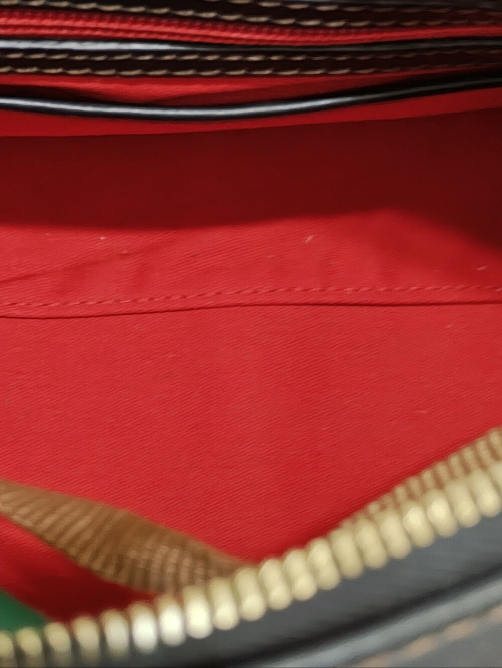 Dooney & Bourke Florentine Satchel. - Picture 8 of 10